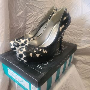 Charlotte Russe Black and White Women's Heels